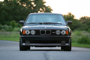 bmw-m5-e34-s38b38